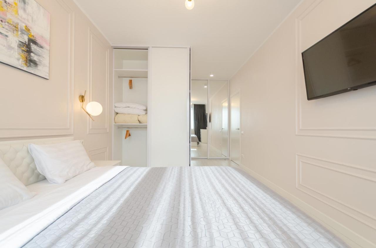 Petrovdom 13-141 In Rc New York Concept House With Bathroom Kiev Extérieur photo