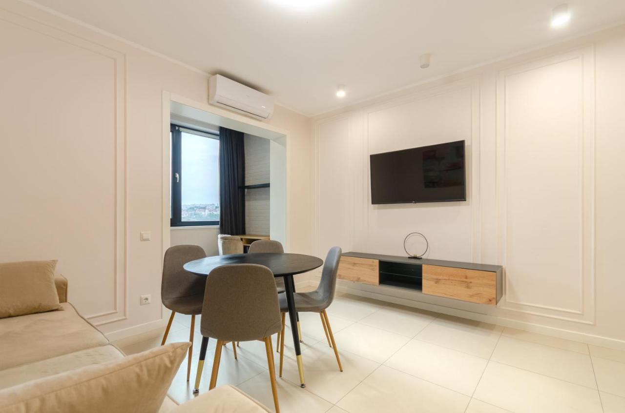 Petrovdom 13-141 In Rc New York Concept House With Bathroom Kiev Extérieur photo